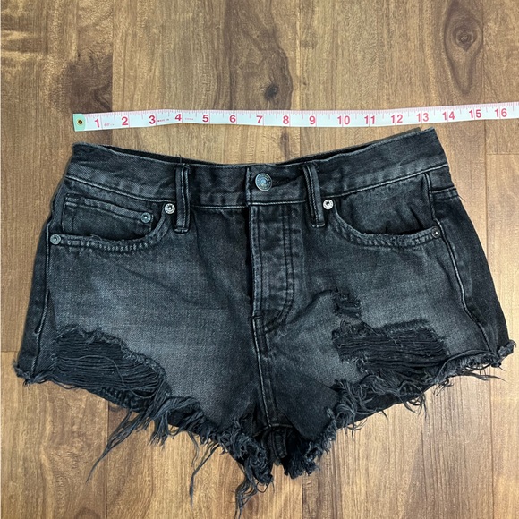 Free People We The Free Denim Jean Shorts, Size 24, Washed Black, Distressed - Picture 5 of 7